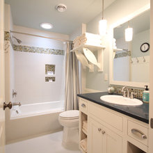 Kid's Bathroom