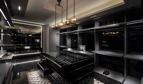 Mumbai Houzz Tour: A Couple's Penthouse Suite is Darkly Magical