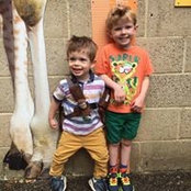 Clair Thomson's photo