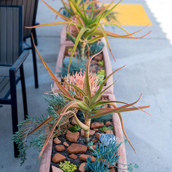 Sonos Headquarters, Santa Barbara, CA - Outdoor Products