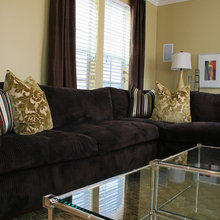 brown sofa & wall color