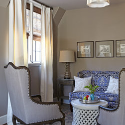 Agent for Benjamin Moore Paints in Oman!! - Paint And Wall Covering Supplies