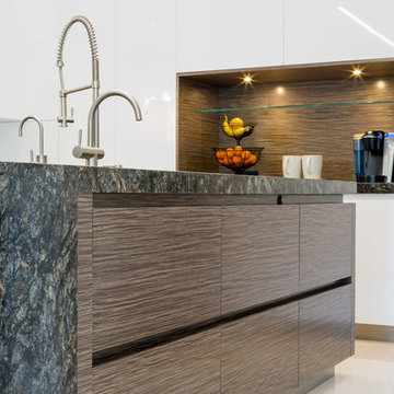 Contemporary Kitchen & Family Room - Hamptons Woodfield Country Club