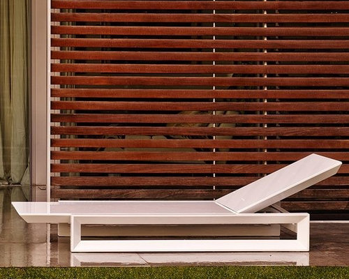 Outdoor Chaise Lounges