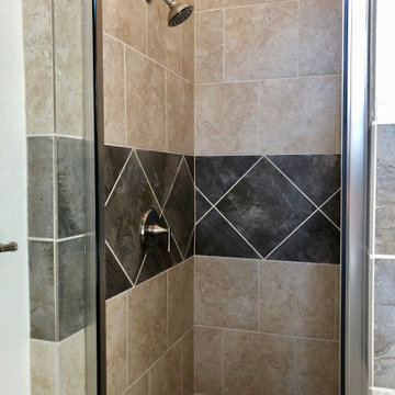 Transitional: 4,288 ft²/4 BR/3.5 BA/1 ST home
