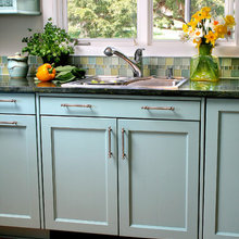 cabinet colors with white appliances