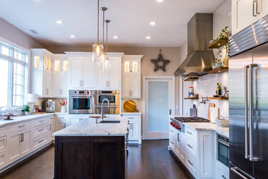 Transitional kitchen photo in New York