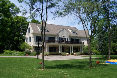 Example of a classic exterior home design in Detroit