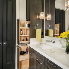 Bathroom skinny cabinet