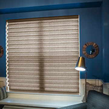 Elmhurst Vignette Modern Roman Shades