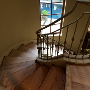 Hardwood floor refinishing Houston