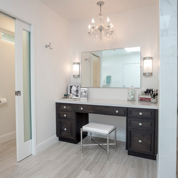 Elegant Master Bathroom in Los Angeles, CA