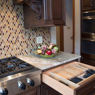 Peninsula Custom Kitchen Renovation
