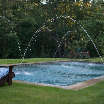 Geometric Pool in Lawn Design