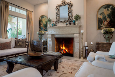 Example of a living room design in Other