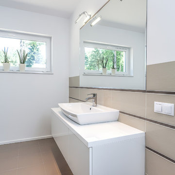 BAÑO VIV. NUEVA ANDALUCÍA
