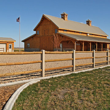 Combination Home & Barn in Nebraska
