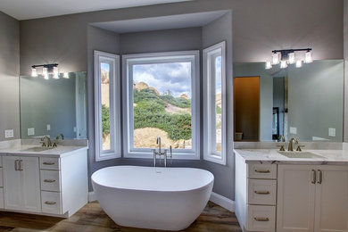 Elegant bathroom photo in San Diego