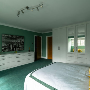 White & Green Bedroom in Buckinghamshire