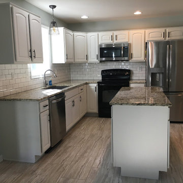 White Kitchen Cabinets