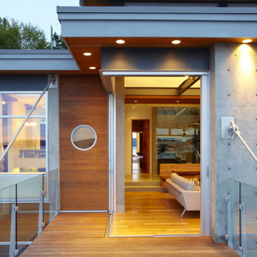 Landsend Residence