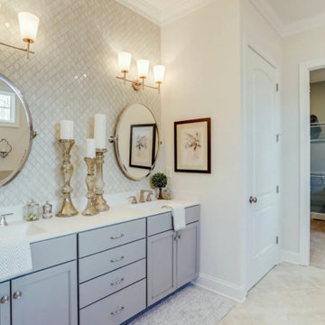 The Randolph - Randolph Pond - Primary Bath