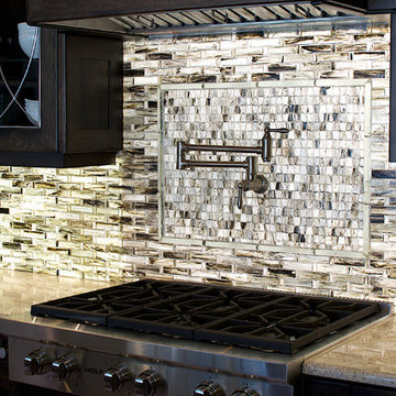 Modern Glow Kitchen