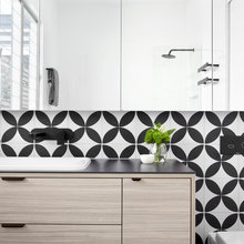 Stickybeak of the Week: Monochrome Bathroom Plays With Pattern