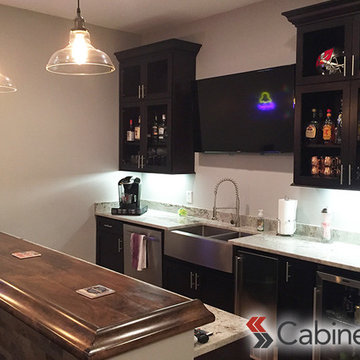 Sleek and Sophisticated Home Bar