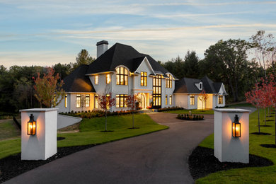 Transitional exterior home idea in Minneapolis