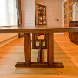 Hampstead table - Dining Tables