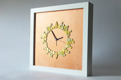 Unikat-Uhr mit Porzellanplättchen "Sonne"