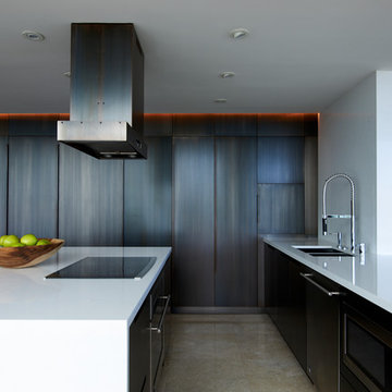 Kitchen and Dining Room Become Ideal Entertaining Spot - Luxury Apartment