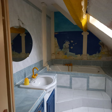 Petite salle de bain dans les combles
