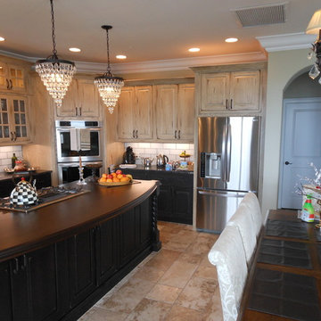Traditional Style Custom Kitchen