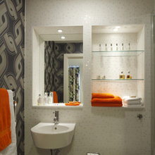 mirrors in bathrooms