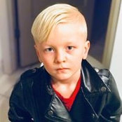 Lee Dixon's photo