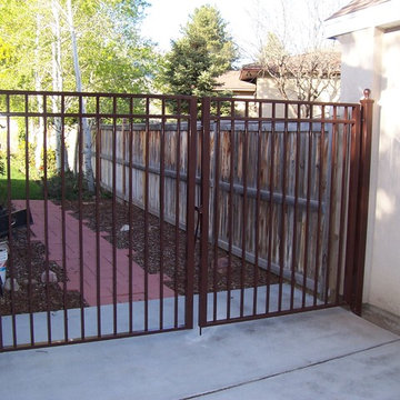 Classic Driveway Gate