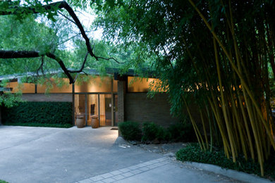 Home design - 1960s home design idea in Dallas