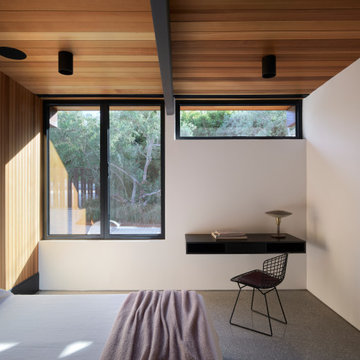 Malibu Glass Box House by Klopf Architecture