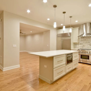 Beautiful Row-homes Ideally located in Downtown Arlington Heights