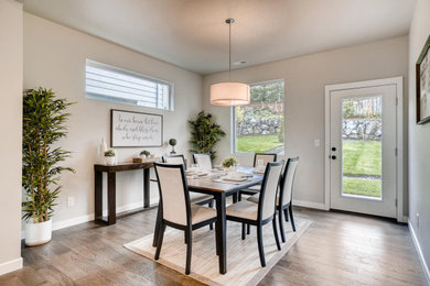 Dining room - dining room idea in Seattle