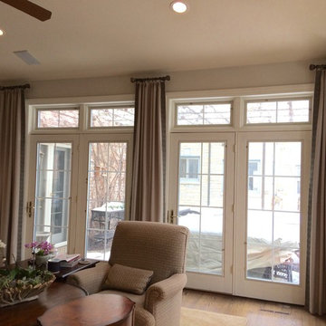 Euro-pleated panels on partial rods
