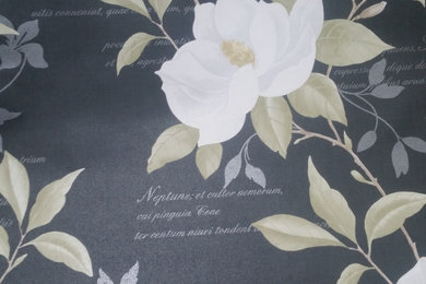 Non-pasted White and Black Flower Print