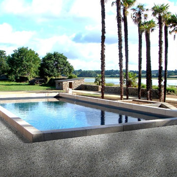 Le plaisir d'eau d'une piscine