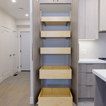 Full-Height Pantry with Pull-Out Wood Drawers | Scarborough