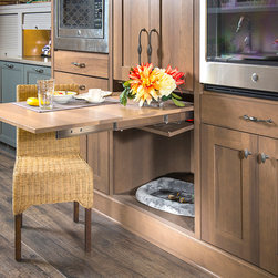 Richelieu Pull-Out Table - Kitchen Products