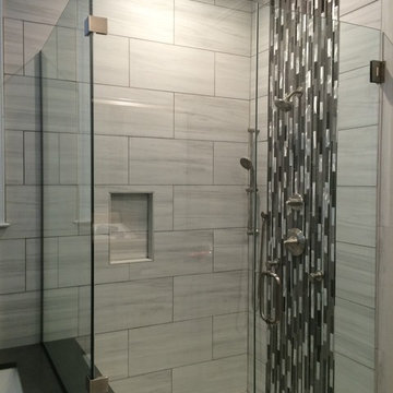 Custom Heavy Glass/Frameless Showers