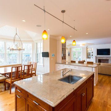 281 Country Drive, Weston, MA presented by Amy Mizner