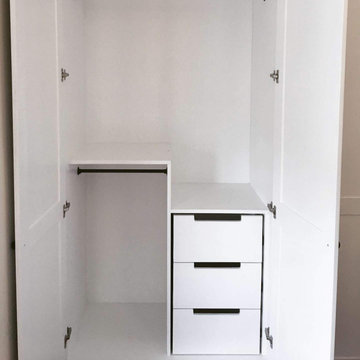 Fitted Wardrobe, Shaker